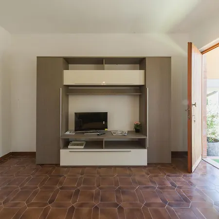 Apartman Stipeto By Interhome *